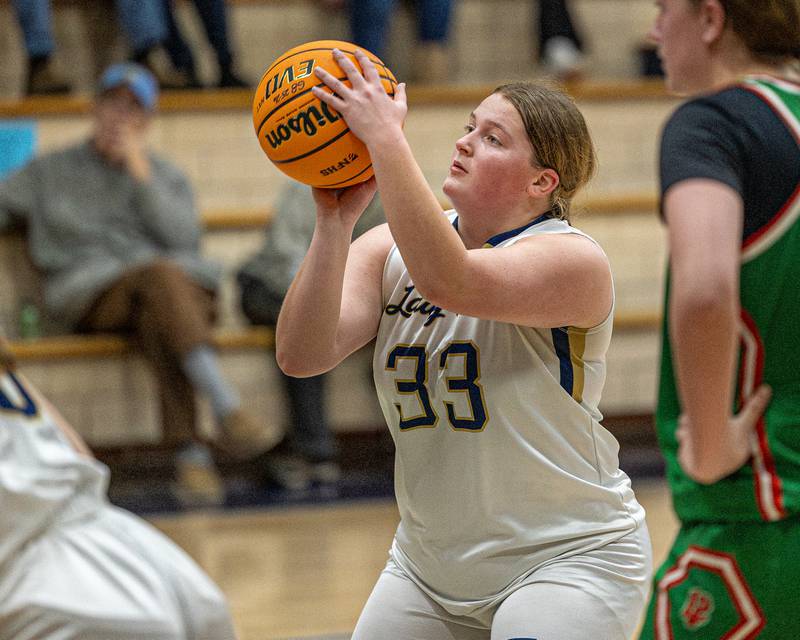 Madison Kozlowski (33) of Marquette shoots free-throw on Saturday, January 3, 2026 at Marquette Academy in Ottawa.