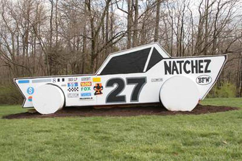 Bernard Williams, Route 27, 2016

Elmhurst Park District and the Elmhurst Art Museum have announced the return of Art in Wilder Park this spring. One of the first outdoor festivals of the spring, it will feature over 130 exhibitors, including local artists, food vendors, a Kids Court for family activities and more.