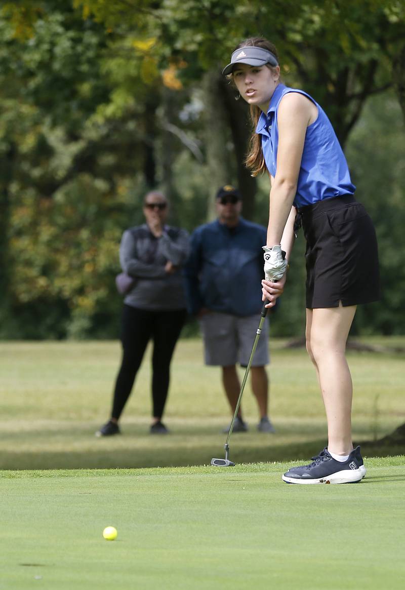 Burlington Central’s Ariana Riep puts on the tenth green during the Fox Valley Conference Girls Golf Tournament Wednesday, Sept. 20, 2023, at Crystal Woods Golf Club in Woodstock.