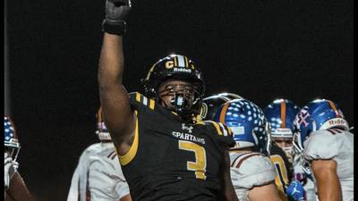 After giving up basketball, Marian Catholic’s Gavin Neil becoming a force on the gridiron