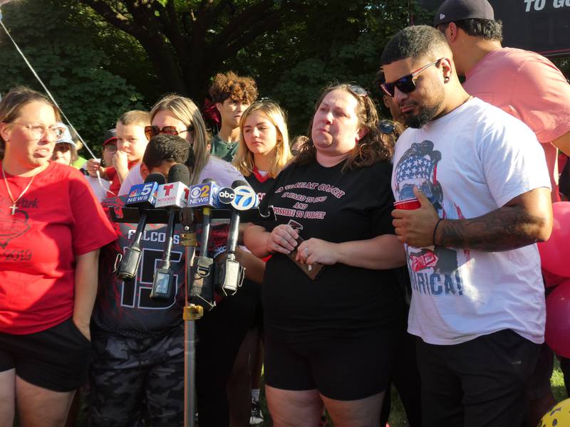 A prayer vigil and balloon release was held at Oriole Park in Chicago on Monday night, August 1, 2022 to mourn the loss of seven killed, including Lauren Dobosz and her four children, in a tragic car crash that occurred Sunday on I-90 near Hampshire.