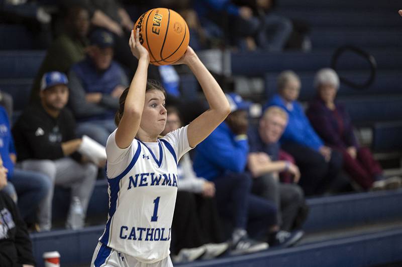 Newman’s Grace King looks to pass against Fulton Tuesday, Nov. 25, 2025.