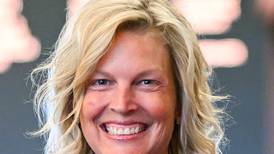 McCombie kicks off annual spring photo contest