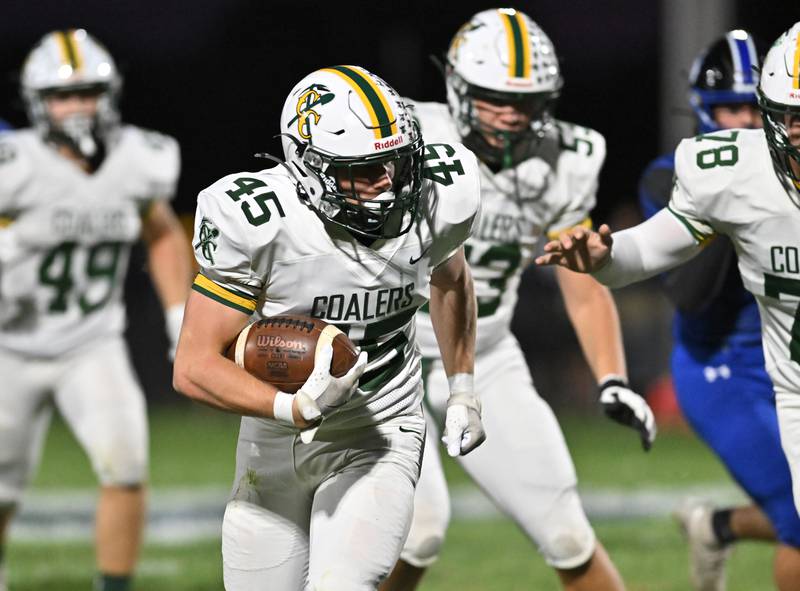 Coal City's Landin Benson runs the ball  during a conference game against Peotone on Friday, Sep 27, 2024 at Peotone. (Dean Reid for Shaw Local News)