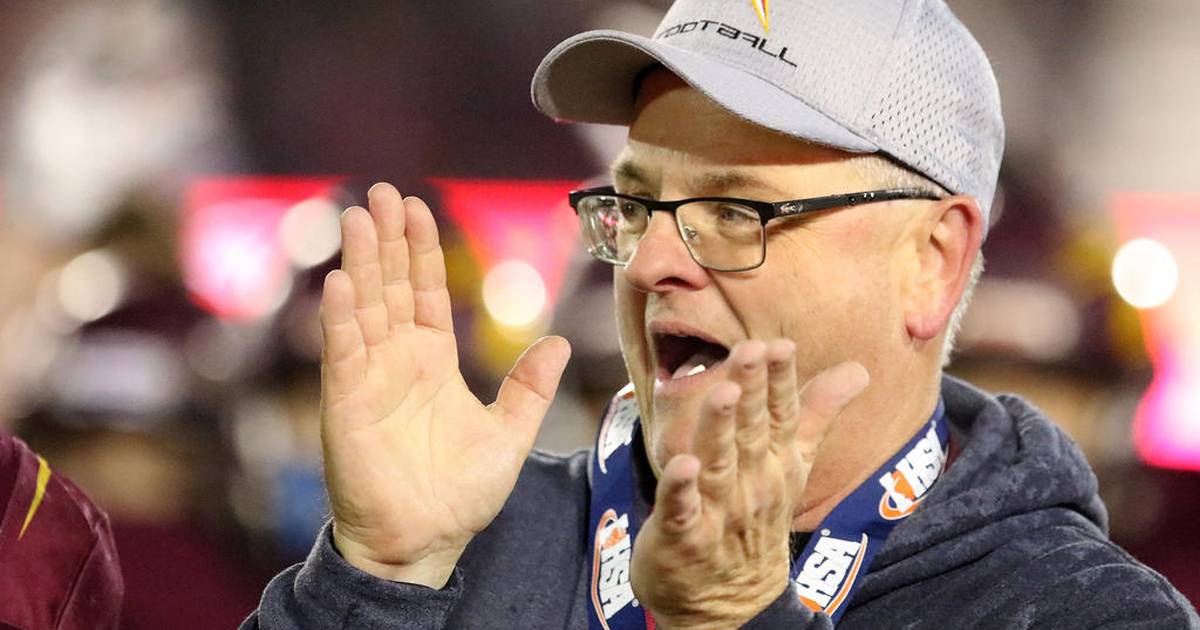 RichmondBurton's Mike Noll honored as Bears' High School Coach of the