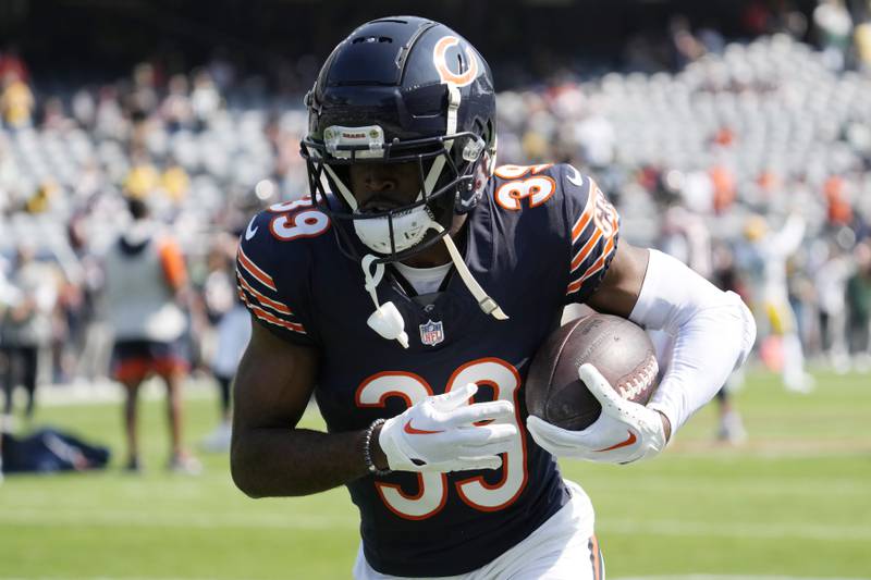Chicago Bears cornerback Josh Blackwell warms up before playing against the Green Bay Packers, Sunday, Sept. 10, 2023, in Chicago.