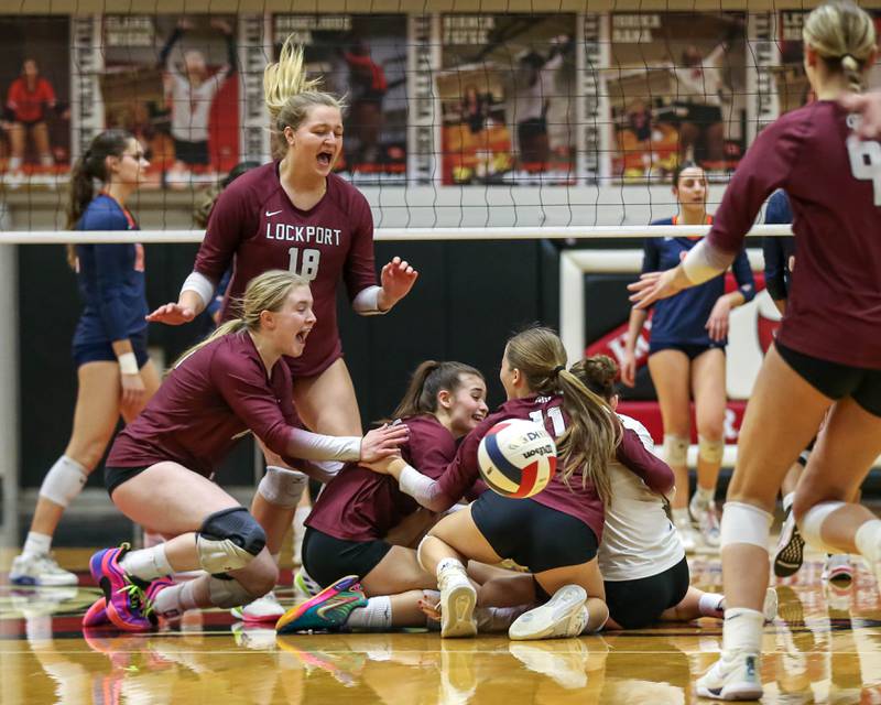 Lockport celebrates the win in their Class 4A Bolingbrook Sectional final match between Lockport at Oswego.  Nov 7, 2024  in Bolingbrook.