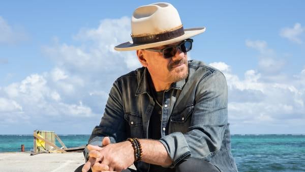 Singer-songwriter Phil Vassar to perform at Genesee Theatre Oct. 18