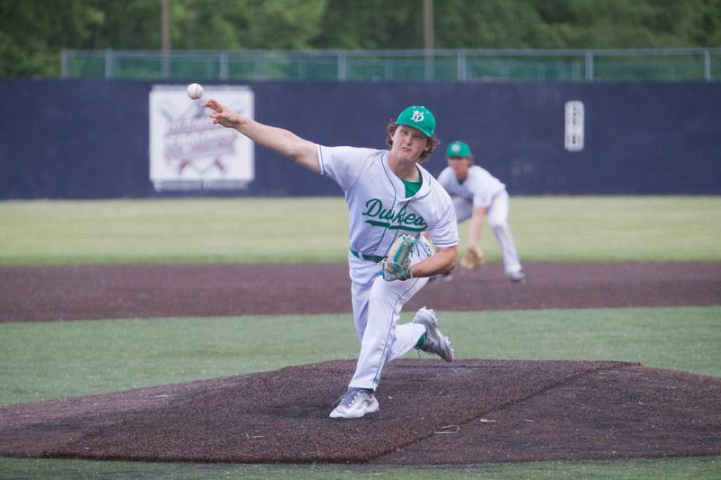 York's Ryan Sloan delivers a pitch against St. Charles East at the Class 4A Sectional Semi Final on Wednesday, May 31, 2023 in Elgin.