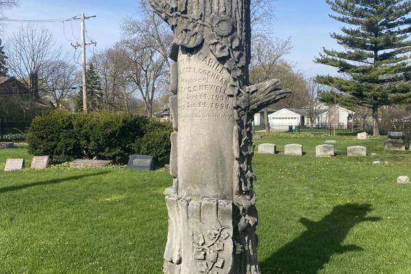 Lombard Historical Society presents A Victorian Picnic in Lombard Cemetery