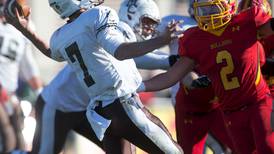 Batavia football falls prey to Mt. Carmel