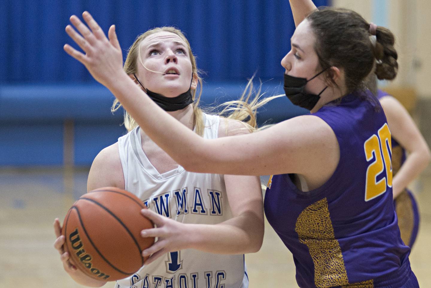 Newman's Jess Johns looks to put up a shot against Mendota Thursday, Jan. 27, 2022.