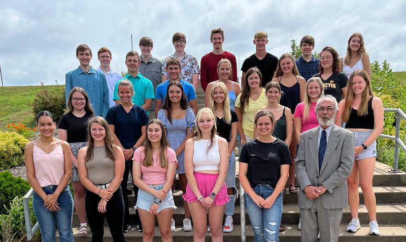 Mount St. Clare Education Charitable Trust scholarship recipients. First row (left to right): Viviana Ramirez, Danica Eberhart, Haleigh Lucas Rowe, Elizabeth Blandin, Bree Mangelsen, and Dave Helscher. Second row (left to right): Molly Shannon, Isabel Hansen, Annie Rude, Mya Petersen, Grace Pierce, Ellie Rickertsen, and Emily Manemann. Third row (left to right): Evan Harden, Zachary Bohle, Eric Kinkaid, Anna Hilgendorf, Sarah Hilgendorf, Payton Luett, and Kathyrn French. Fourth row (left to right): Kamryn Paulsen, Kyle Homes, Carter Pataska, Nathan Moeller, Eli Eggers, Noah Eggers, and Kyle Kitteringham.
