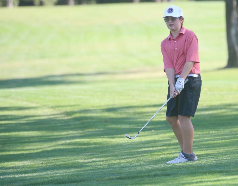 Ottawa's Joshua Armstrong puts during the Pirate Invitational on Monday, Sept. 15, 2025 at Deer Park Golf Club in Oglesby.