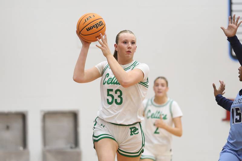Providence’s Landrie Callahan makes a long pass against Hillcrest in the Class 3A Hillcrest Sectional championship game on Thursday, Feb. 26, 2026 in Hillcrest.