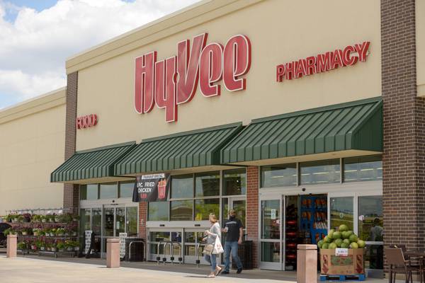 Hy-Vee to offer free meals to children through Nov. 7 due to SNAP challenges