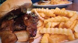 9 great places to get a burger in the Illinois Valley area