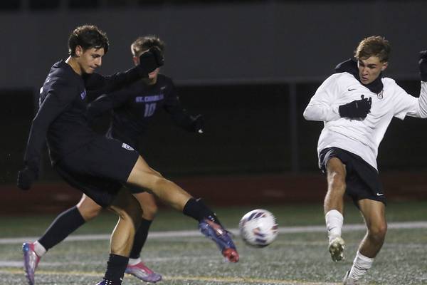 St. Charles North ousts McHenry, Huntley rolls over Jacobs in IHSA 3A regional semifinals