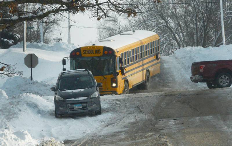 Sauk Valley schools start with 2hour delay; some later decide to