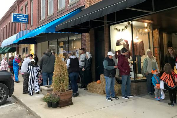 Prophetstown businesses’ trick-or-treat night is Oct. 24
