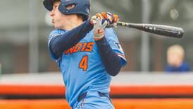 Cam McDonald back in the swing for the Fighting Illini