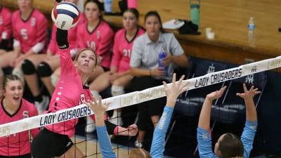 Serena surges, holds off Marquette late