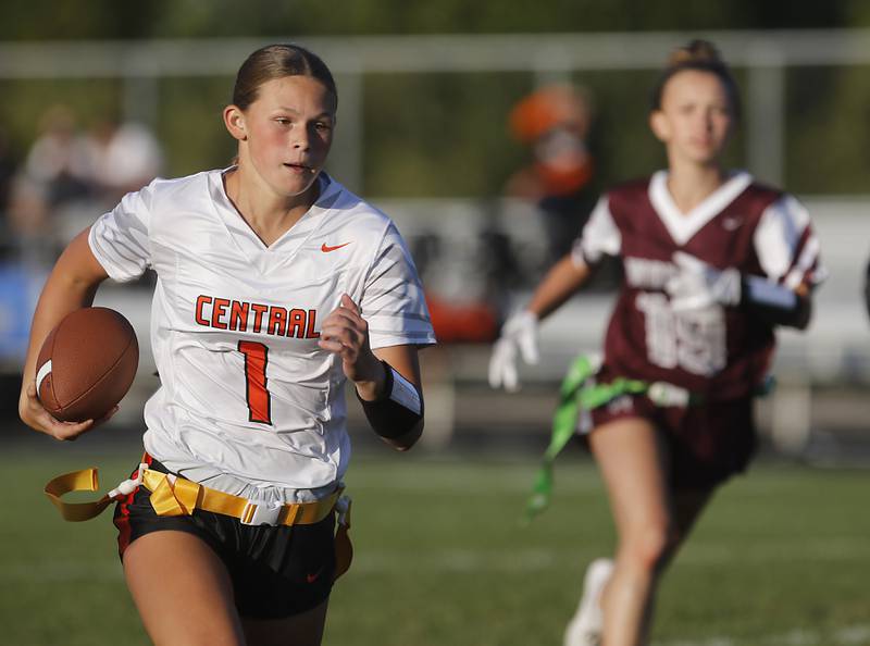 Crystal Lake Central's Ryleigh Smith runs with the ball during a girls flag football game against Prairie Ridge on Thursday, Sept. 4, 2025, at Prairie Ridge High School in Crystal Lake.