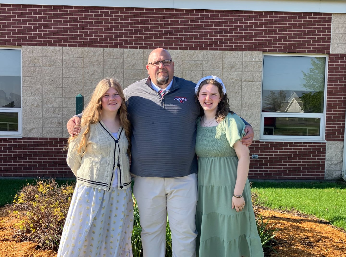 Forreston Junior/Senior High School eighth grade students Jessah Newill and Elena Tuten were named winners of the Illinois Principals Association’s Leadership Award.
