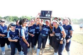 Softball: Michela Barbanente, Lake Park upset ‘22 state champ St. Charles North to win first sectional title since 2008