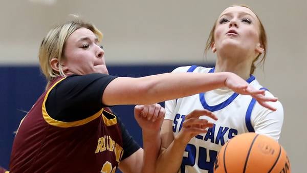 Photos: Richmond-Burton vs. Woodstock KRC girls basketball