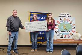 Rochelle Kiwanis Golden K donates to Hub Hickory Nuts 4-H club
