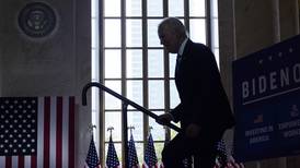 In Chicago visit, Biden heaps praise on Pritzker, touts economic recovery ahead of 2024