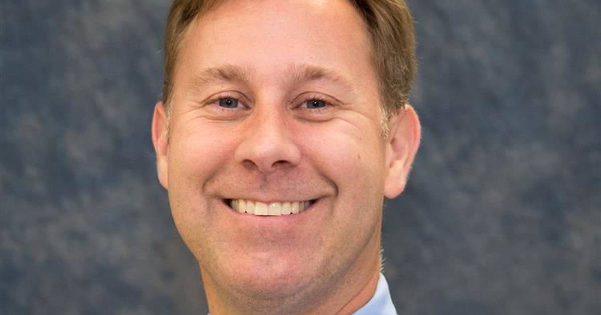 former-oswego-school-district-technology-director-approved-as-district