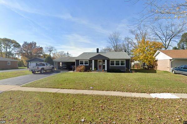 Residential home in Crystal Lake sells for $400,000