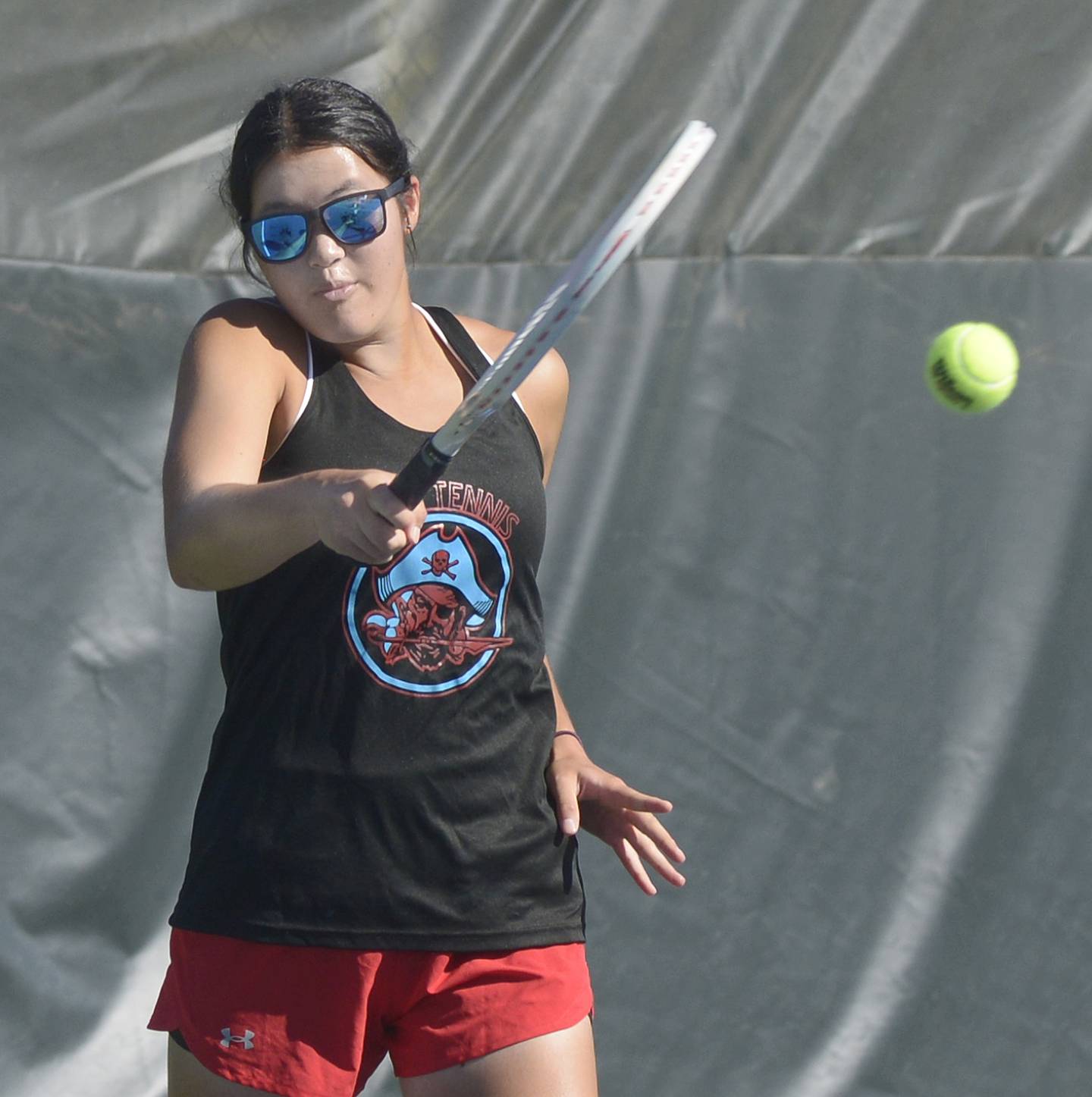 Ottawa’s Zulee Moreland competing in the singles finals at the Class 1A Ottawa Girls Tennis Sectional.