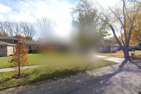 St. Charles: Single-family home goes for $416,000