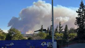 NFL moves Vikings-Rams playoff game to Glendale, Arizona, because of wildfires in Los Angeles