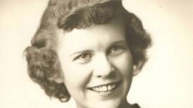 New scholarship fund honors late Hiawatha High School teacher