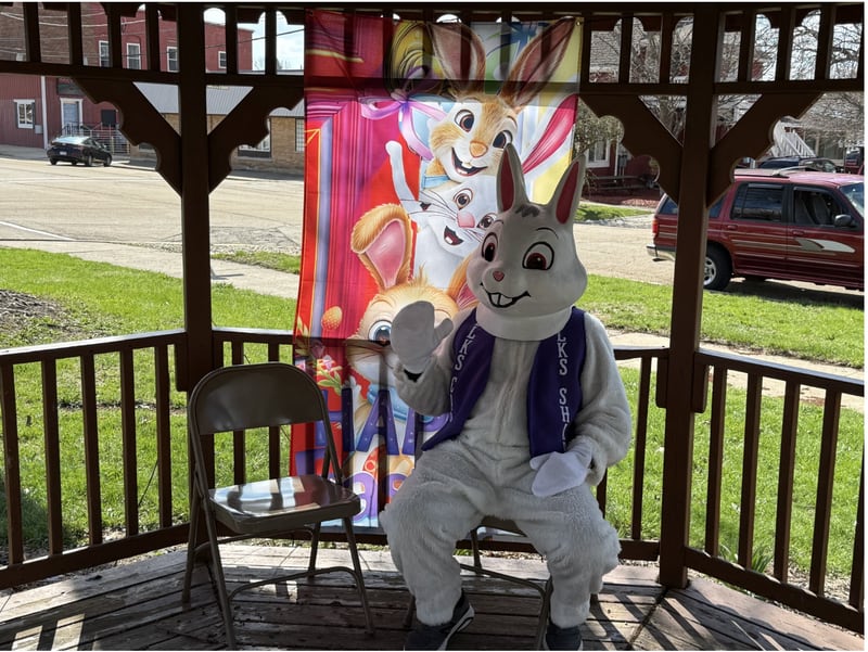 Photos from the 2026 Mendota YMCA Easter egg hunt.