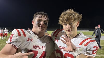 Huntley’s Chase Hojnacki runs for 5 touchdowns in win over Hampshire