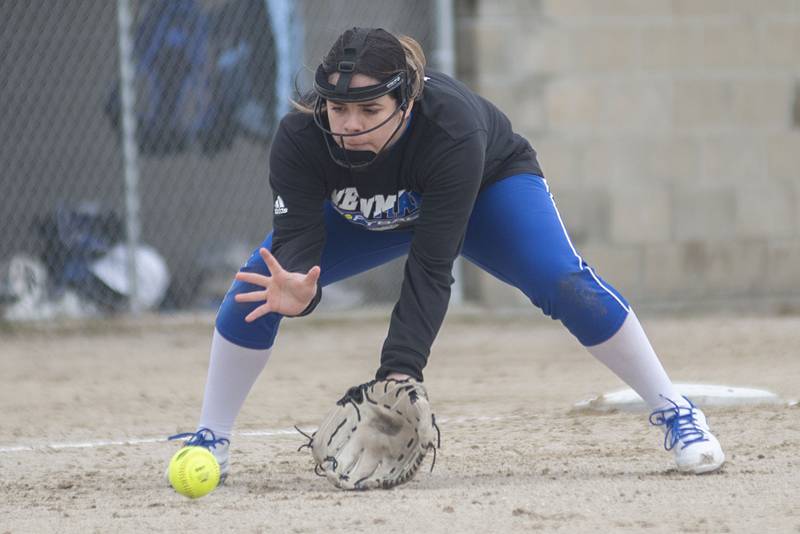 Newman's Amiya Rodriquez fields a grounder for an out Wednesday, April 6, 2022 against Bureau Valley.
