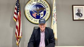 Dixon mayor loses bet with Rockford over high school 2025 Stateline Quiz Bowl tournament finale 