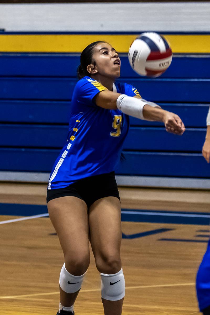 Joliet Central's Aryanna Romero makes a pass during a varsity volleyball home game against Lisle on Sept. 22, 2025.