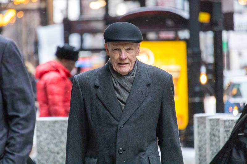 Former Illinois House Speaker Michael Madigan walks toward the Dirksen Federal Courthouse on Thursday, Jan. 23, 2025. Closing arguments are underway in Madigan’s corruption trial, which this week passed the three-month mark.