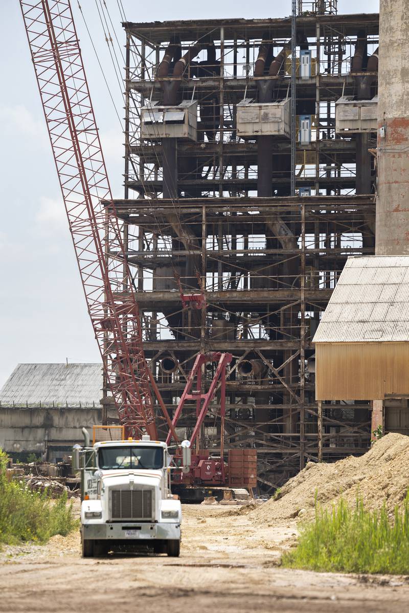 Glynn Demolition of Granville works on the demolishing of the St. Mary’s Cement plant in Dixon Tuesday, July 22, 2025.