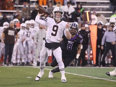 Mount Carmel quarterback Jack Elliott jumps at big-time opportunity, commits to Vanderbilt