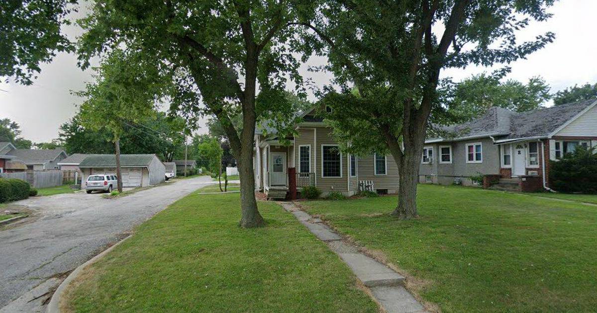 Sale closed in La Salle: $200,000 for a single-family home built in 1910