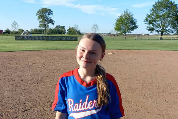 Iroquois West rallies early, holds on late to down Milford/Cissna Park 9-5 in regional semis