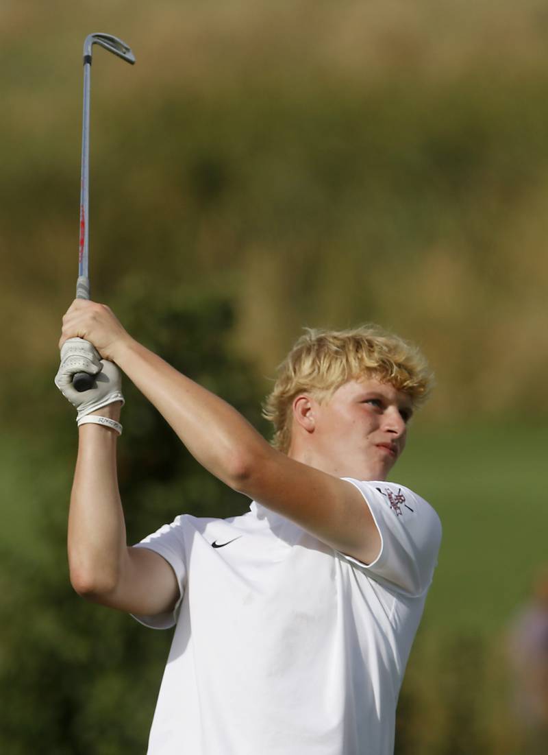 Prairie Ridge’s Anthony Pettrone watches his tee shot on the eighth hole during the IHSA Class 2A Crystal Lake South Boys Golf Regional on Wednesday, Oct. 1, 2025 at RedTail Golf Club in Lakewood.