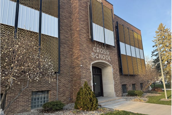 Holy Cross School announces third quarter honor roll for 2025-26 school year